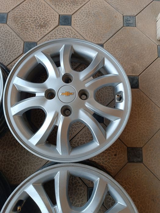 Spark Radnoy Diska Sotiladi