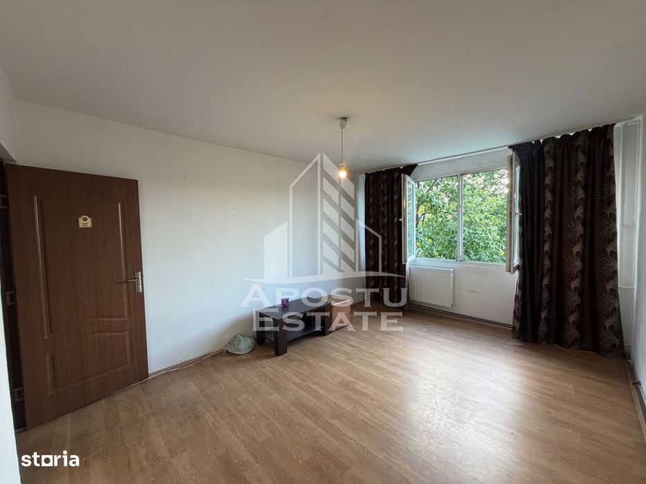 Apartament cu 2 camere de vânzare,decomandat,Gheorghe Lazăr,Timișoara — fotografia 2