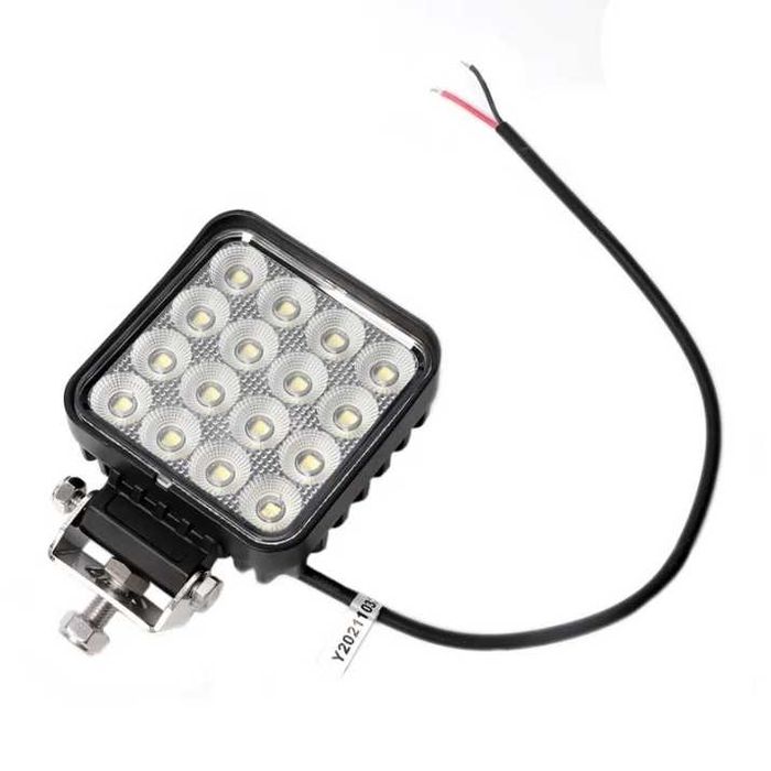 Висок клас LED Диоден халоген 48W 12V 24V за джипове, лодки, мотокари