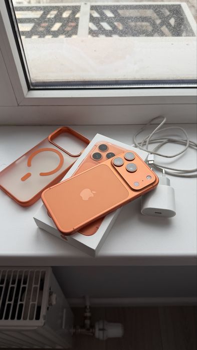 Продам Iphone 17 Pro 512gb