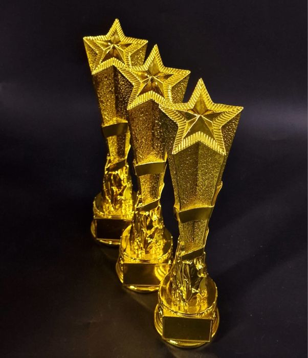 Статуэтки  и награды