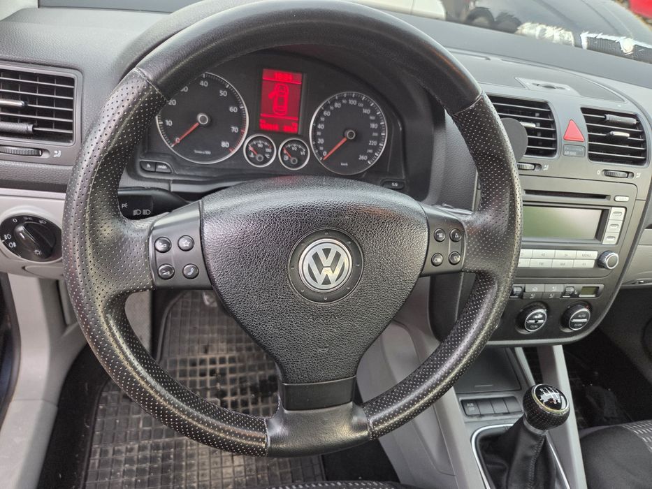 VOLKSWAGEN Jetta 0 — imagine 4