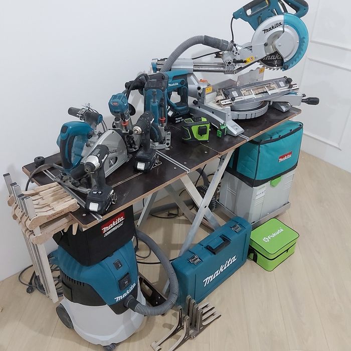 Установка плинтусов,монтаж полиуретан,установка дверей,врезка замков ...