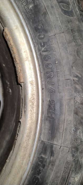 Jante + anvelope iarnă originale BMW 16"