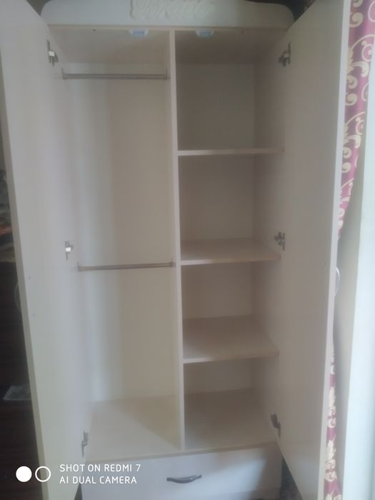 Detskiy shkaf holati yaxwi