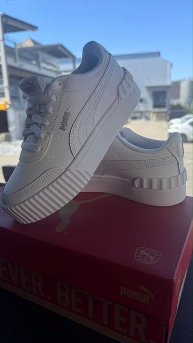 Adidasi puma nr 35,5 noi
