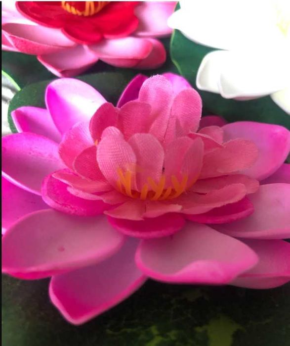 Flloare de lotus artificial