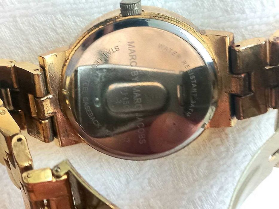 Продам часы Marc by Jacobs женские