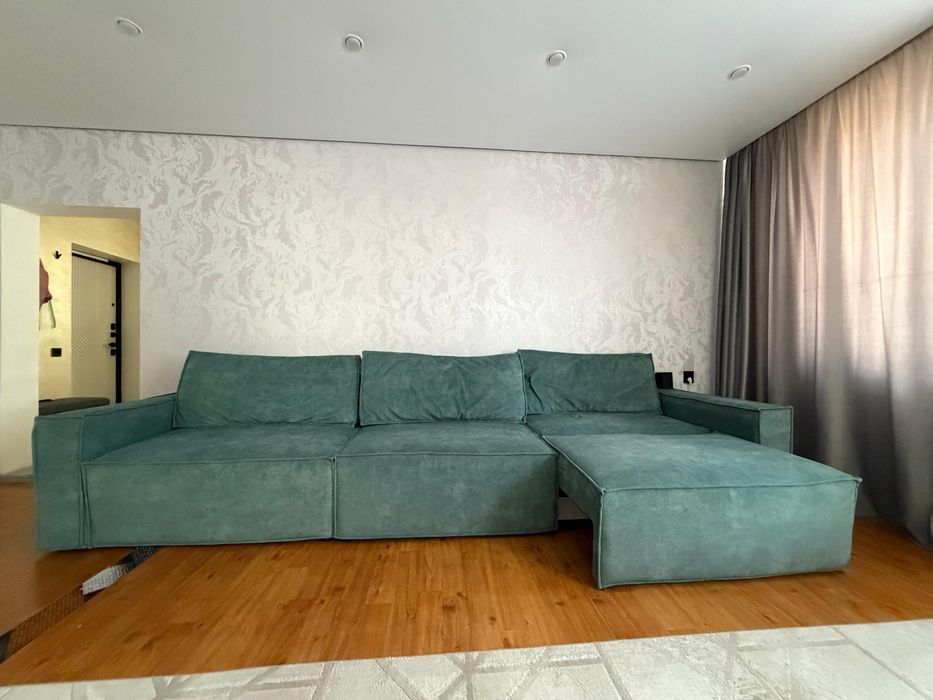 Продам диван в отличном состоянии