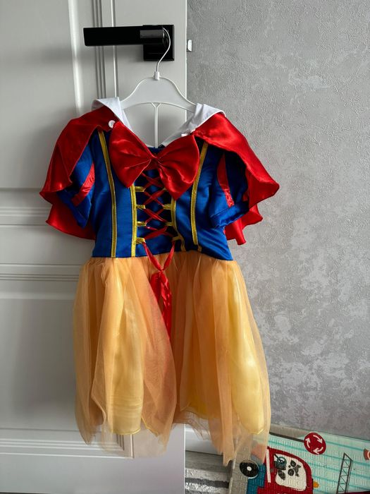 Костюм белоснежки новый!