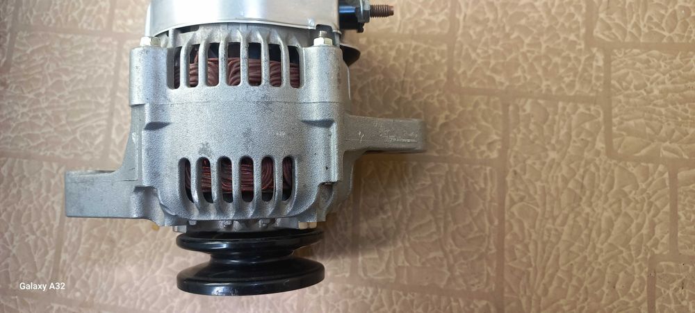 Продам.  Новый Генератор на спецтехнику