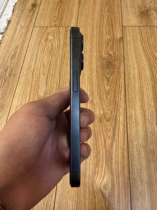 Продам или обмен IPhone 15 pro