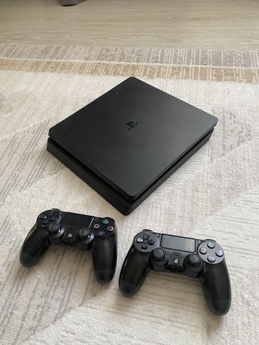продается плейстейшон 4
