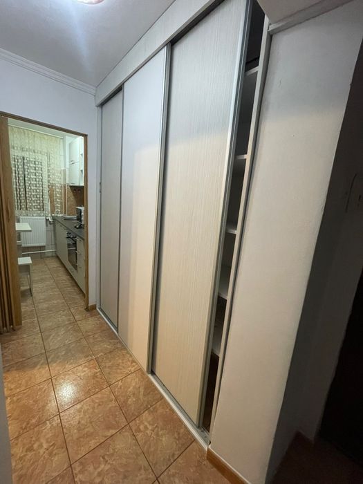 Garsoniera de inchiriat