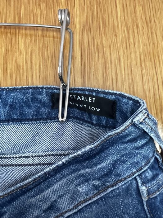 Guess Ембродирани дънки, р-р 29