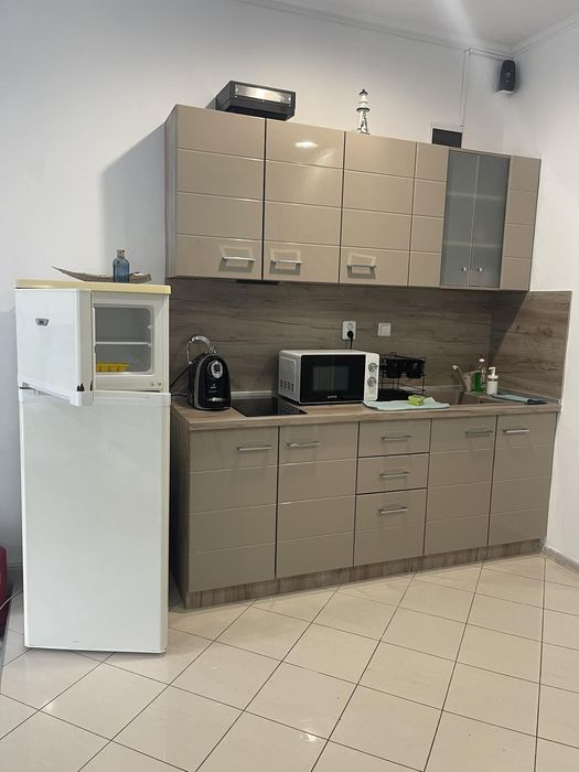 Дава се под наем Двустаен апартамент в Варна, Център - 62 кв.м за 450 € - Снимка #3