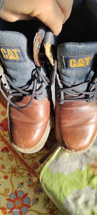 Продам ботинки CATERPILLAR