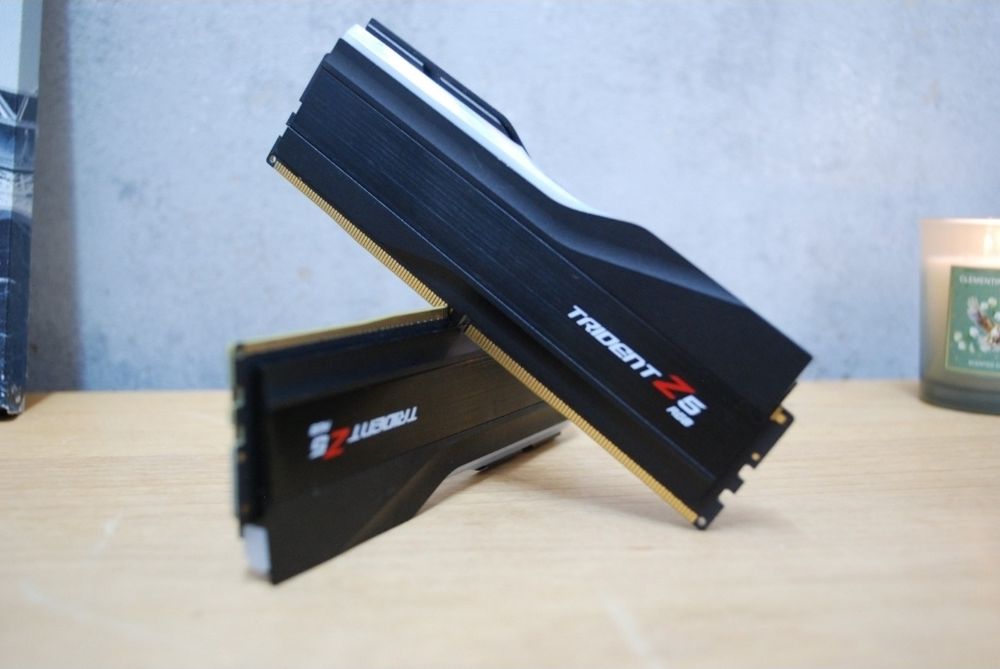 Vand 2x16gb Ddr5 Ram 6400mHz G skill  Trident Z5 Cl32