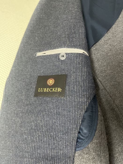 Продам - пиджак в люкс качестве !