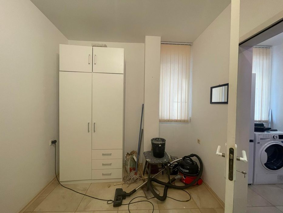 Дава се под наем Двустаен апартамент в Варна, Център - 30 кв.м за 400 € - Снимка #4