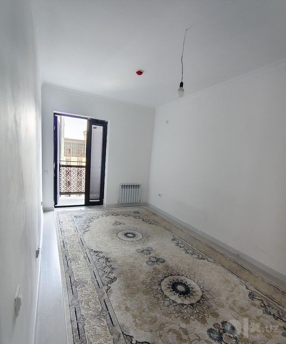 Сдаётся 3-комн метро Космонавтов, 75 м²