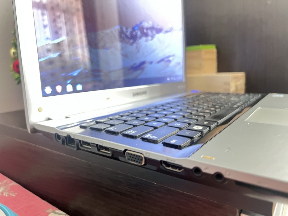 Laptop Samsung RV509