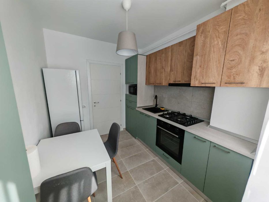 Apartamente 2 camere de inchiriat, bloc nou, zona Zavoi