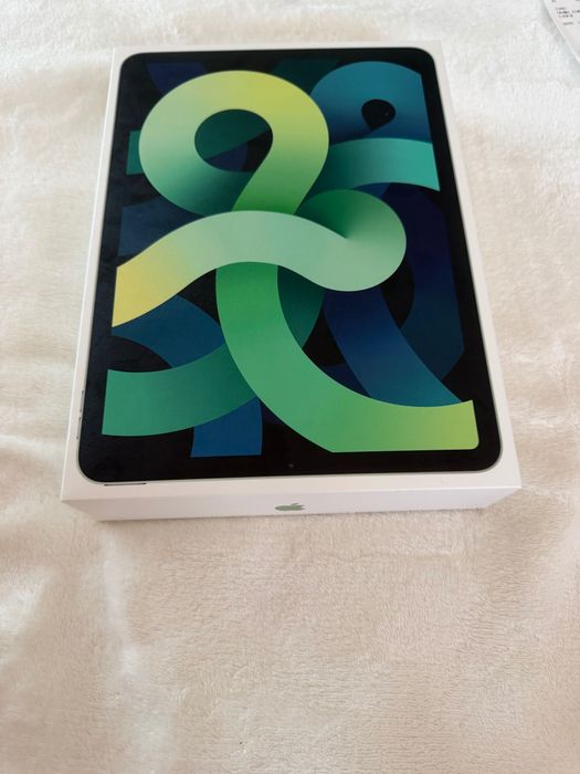 iPad Air (4th Generation) Wi-Fi
