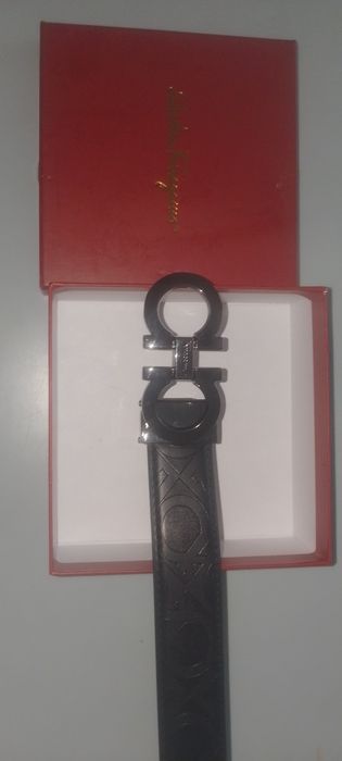 Ремень Salvatore Ferragamo.