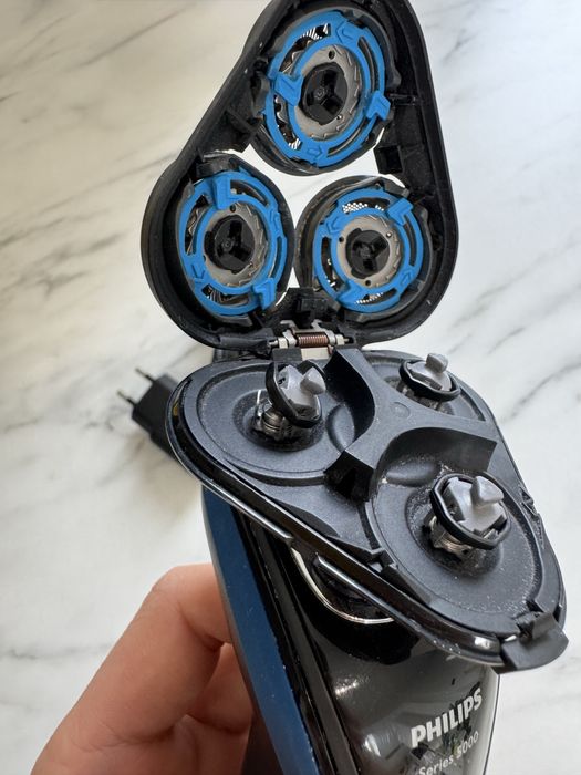 Philips самобръсначка серия 5000