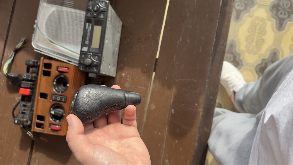 Мелкие запчасти для мерседеса