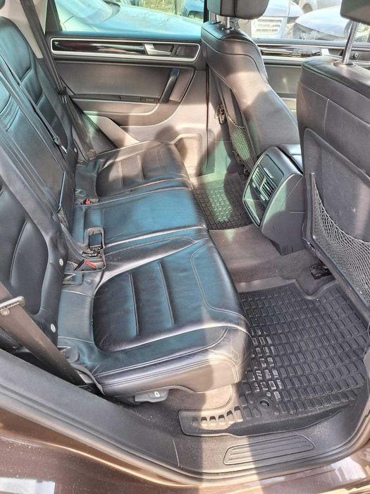 VW Touareg 3.0 TDI V6, 2013, CAS motor,240 к.с. , 60 бр. на части