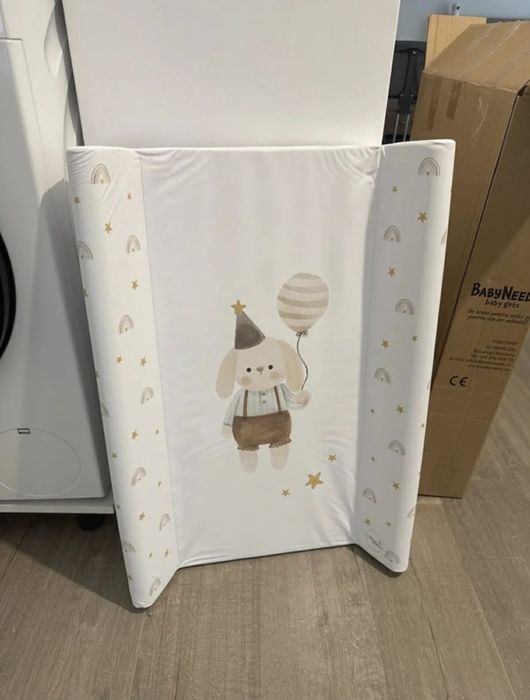 Vand saltea pentru masa de înfășat