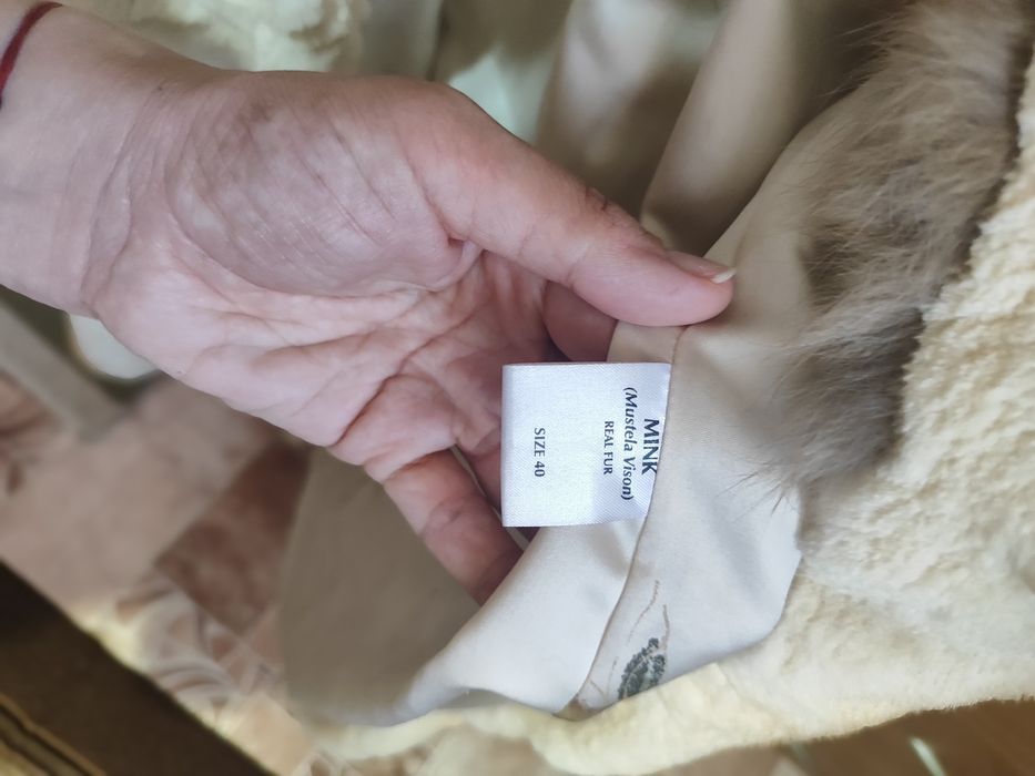 Продам норковую шубу