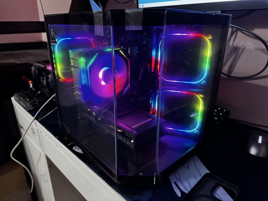 PC Gaming  Ryzen 5700x 16 GB RAM 3200 mhz  Asus ROG 5700XT