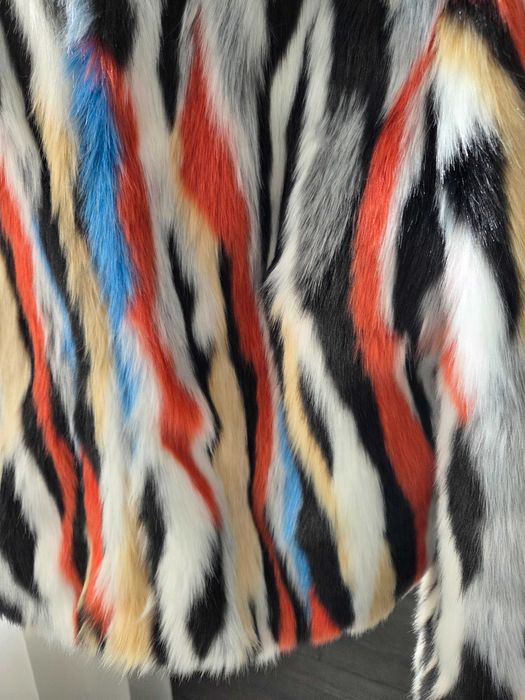 Палтo Alessa от еко косъм