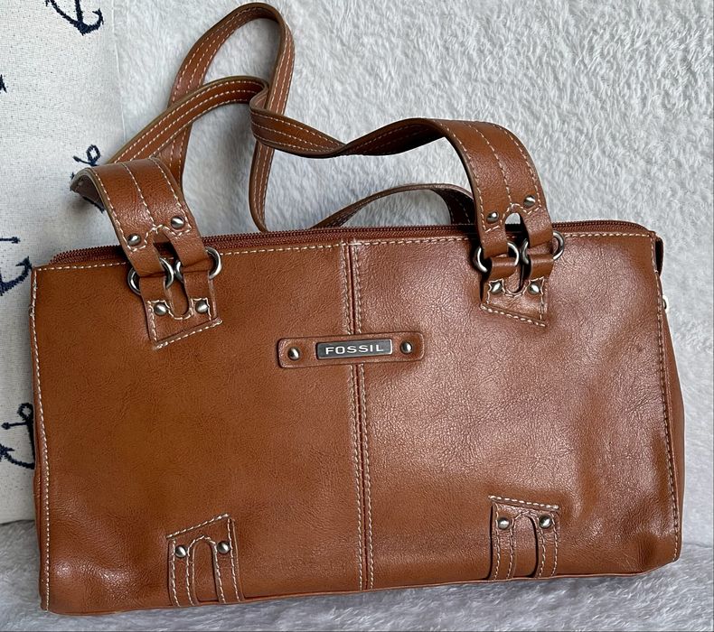 Оригинална дамска чанта Fossil, естествена кожа страхотен цвят