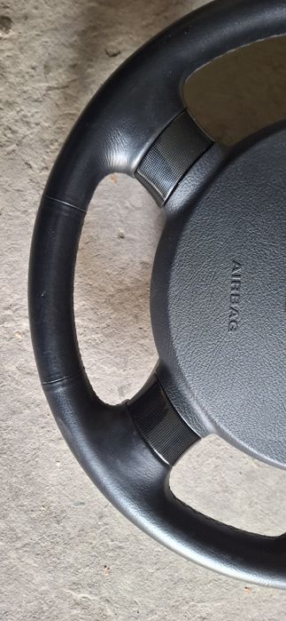 Продам рул от жентры.состояние отличное на фото видно кожанная
Оригина