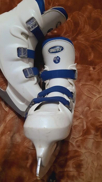 Patine gheață nr. 38/39 damă