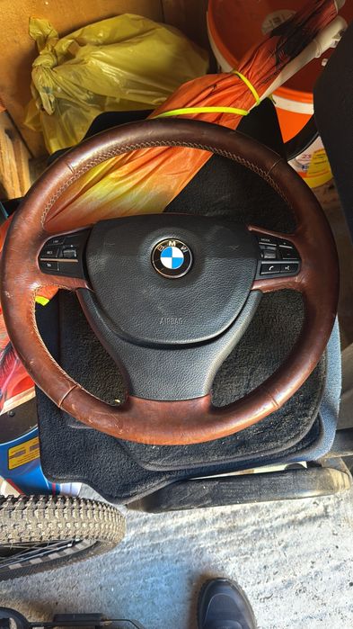 Volan BMW F10, F11, F07
