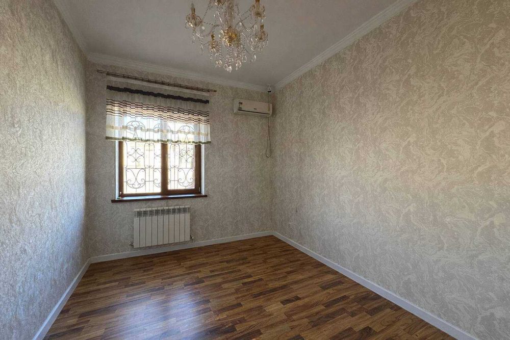 Продается Дом / Участок, 3,5 сот, Багсарай, гостиница Россия (87648)