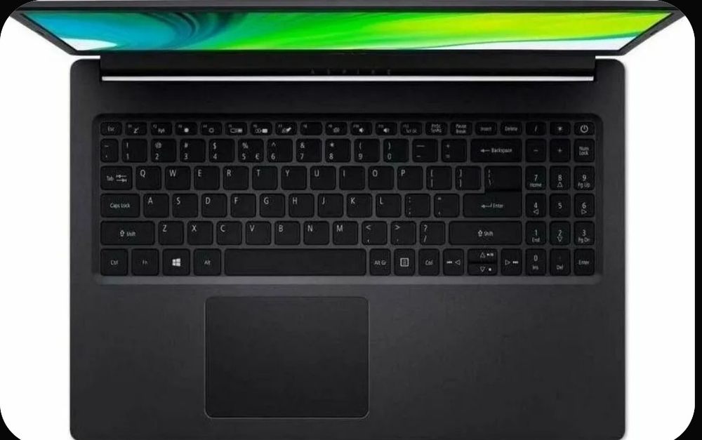 Ультрабук Aser 8/256 gb