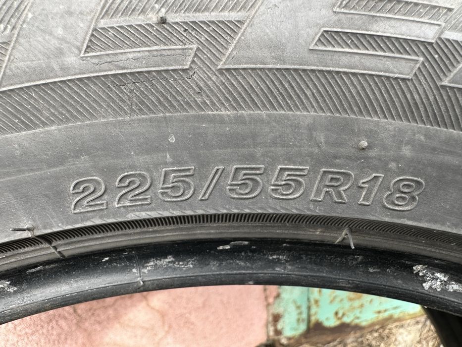 Шины Bridgestone 225/55 R18