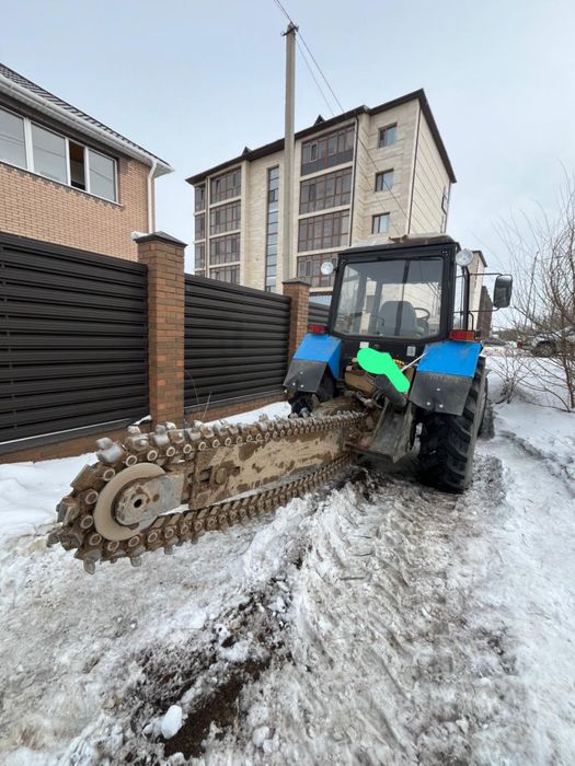 Бара , траншеекопатель.