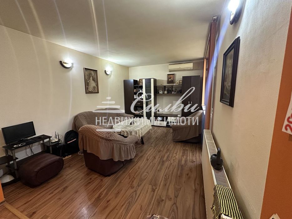 Продава се Четиристаен апартамент в Търговище, Вароша - 106 кв.м за 1251 €/кв.м - Снимка #1