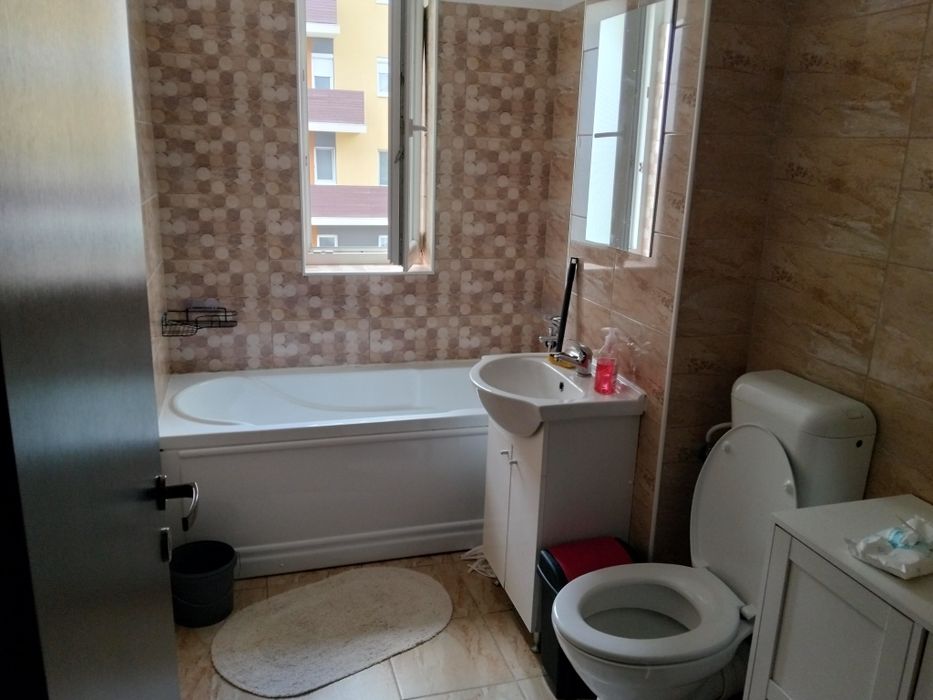 Apartament 3 camere decomandat