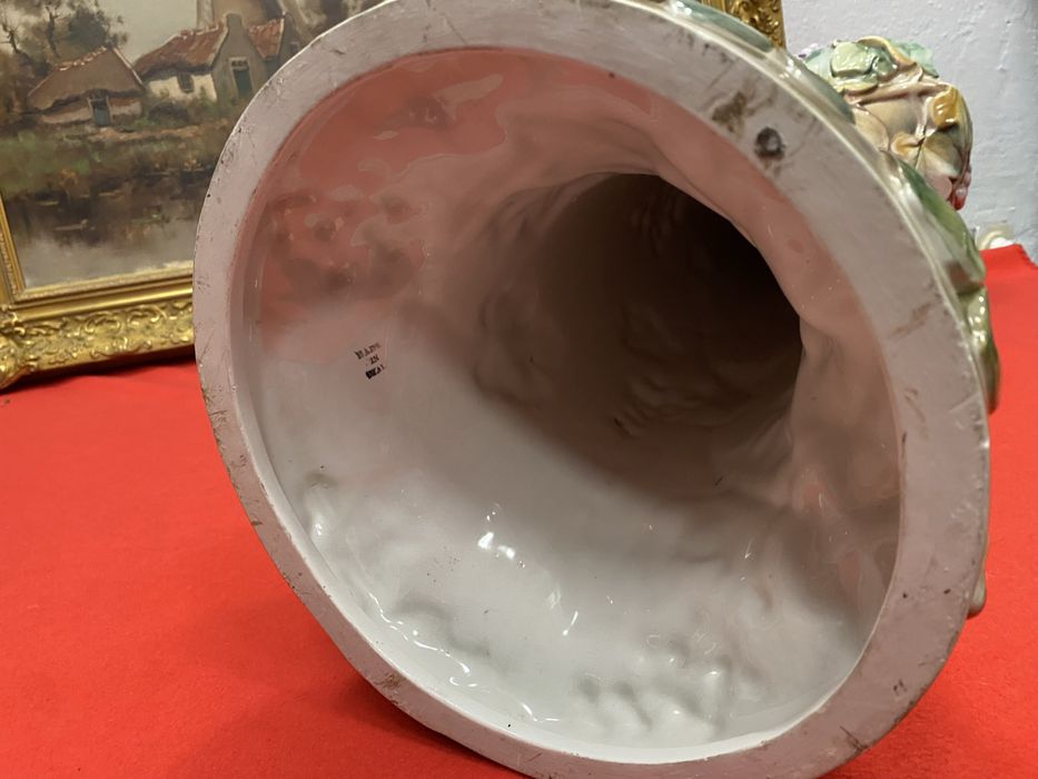 Италианска порцеланова колона поставка