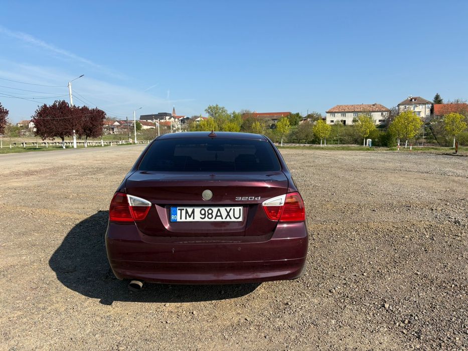 BMW E90 2007 2.0D