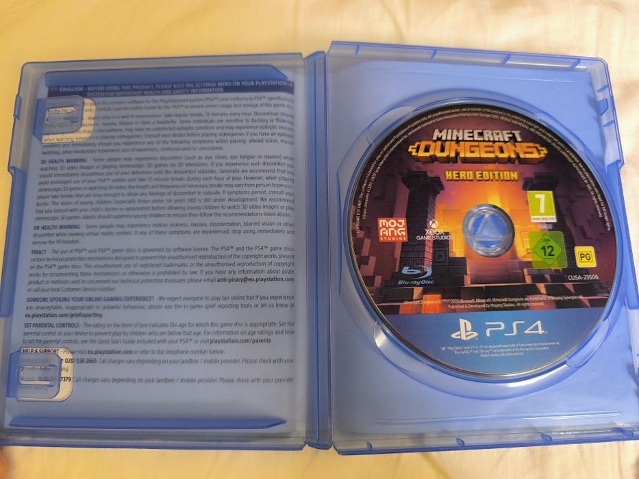 Minecraft dungeons for ps4