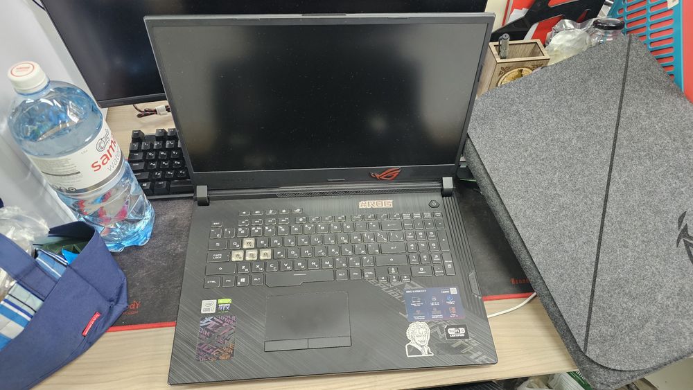 ：ROG Strix SCAR 17 G732LW